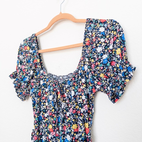 Miami‎ Womens Dress Size XS Floral Smocked Puff Sleeve Milkmaid Mini Cottagecore - Picture 5 of 8